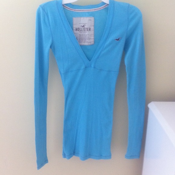 Hollister shirt