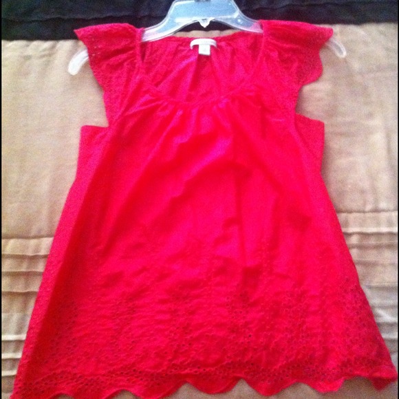 Super cute Banana Republic XS petite blouse!! 🎀