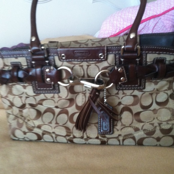 Coach Handbags - Authentic Coach Handbag!!!'REDUCED PRICE