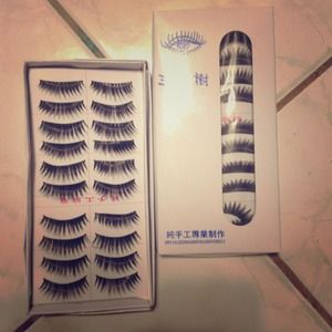 False lashes