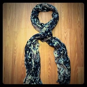 2 Luxe Rachel Zoe scarves!