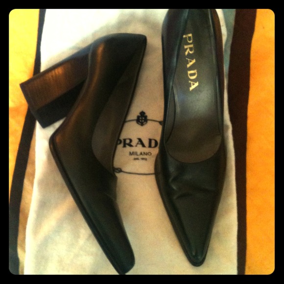 Prada Pumps