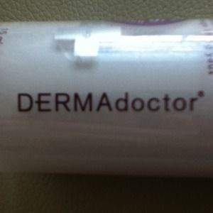 Dermadoctor Photo Dynamic therapy eye lift lotion
