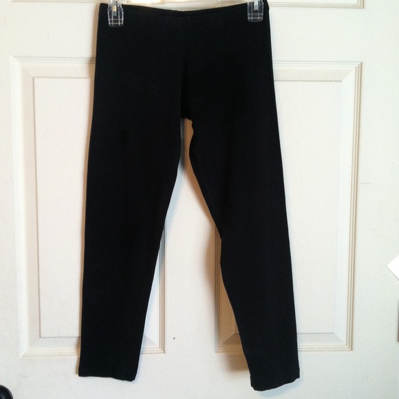 Forever 21 black leggings