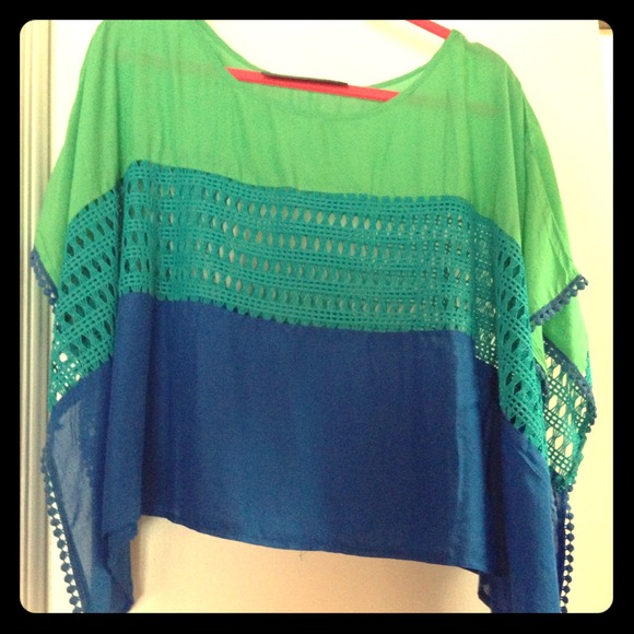 Beautiful Green & Blue Top