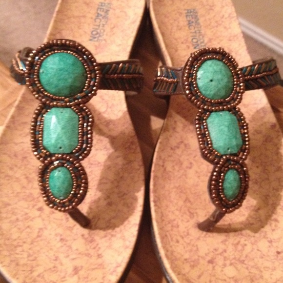 Brand New Kenneth Cole flip flops.