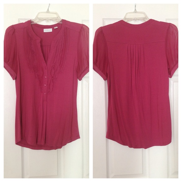 *SOLD in BUNDLE!* NY & Co Rose colored blouse!