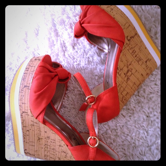 Shoes - 🌞Color Block Wedges🌞