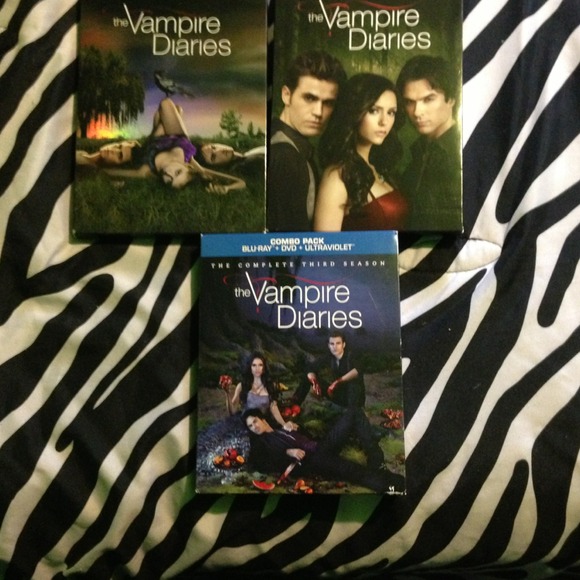 vampire diaries seasons n pair of shorts bundle