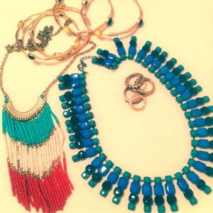 Set of 2 statement necklaces