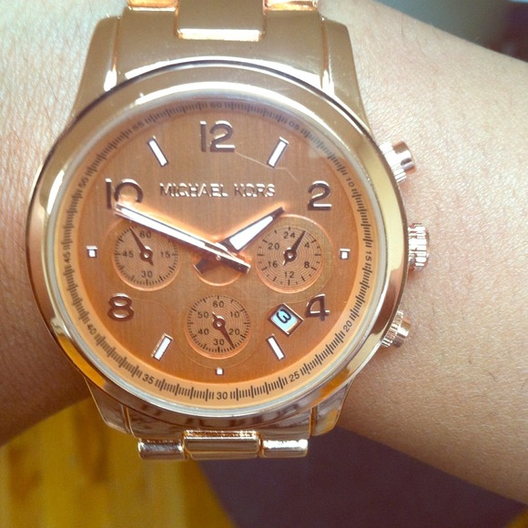 🚫SOLD🚫Michael Kors Rose Golden Inspired Watch
