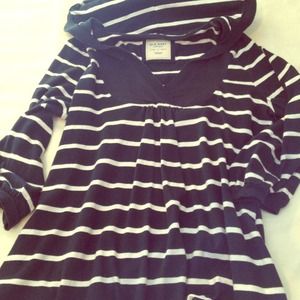 Old navy v-neck sailor top