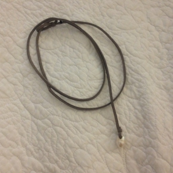 Grey and leather necklace