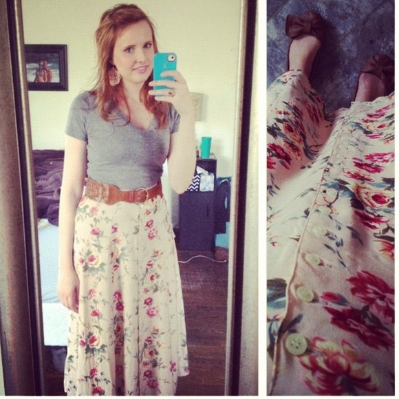 ❌SOLD IN BUNDLE❌ VINTAGE 💗 dusty rose maxi skirt - Picture 4 of 4