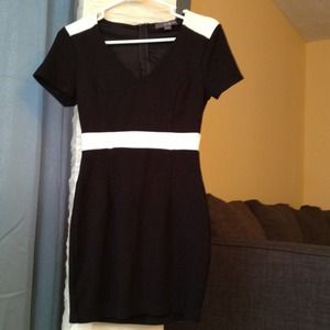 Forever 21 dress in black and white waist band!