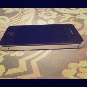 ✨SOLD!✨📱Apple iPhone 4 16GB - Verizon📱