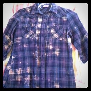 Flannel. Fits like a Tunic