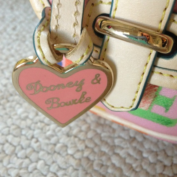 D and B Purse - Picture 3 of 3