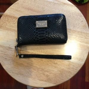 Michael kors iPhone 4/4S wristlet!  $$ negotiable!