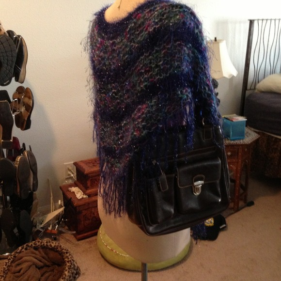 🌝SALE NWT BEAUTIFUL SCARF WRAP - Picture 2 of 4