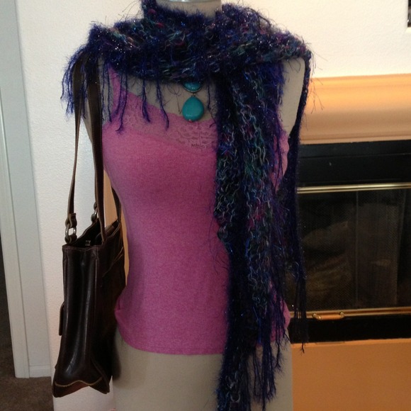 🌝SALE NWT BEAUTIFUL SCARF WRAP - Picture 4 of 4