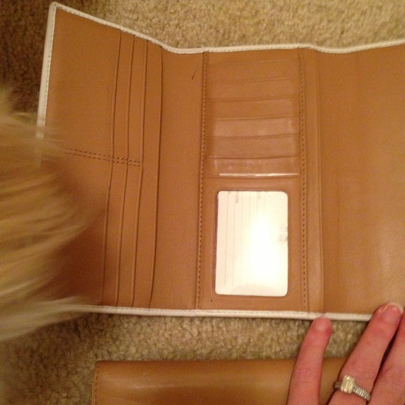 Authentic coach wallet - Picture 3 of 4