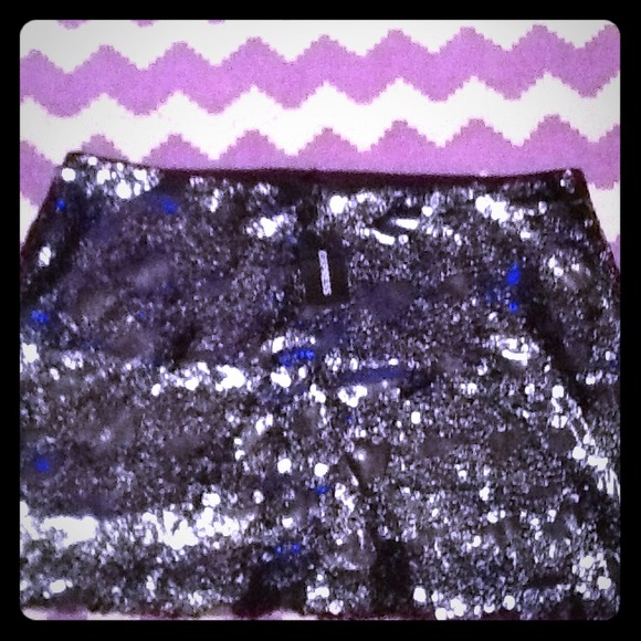 Express Sequin Skirt