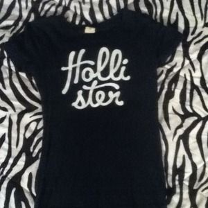 Gently used XS Hollister shirt.