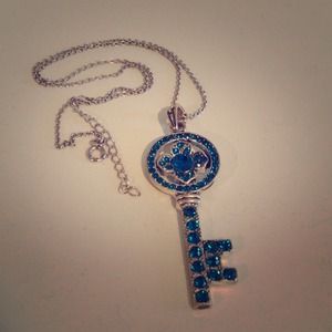 Rhinestone Key Charm