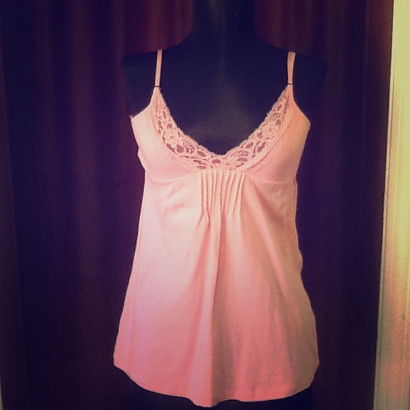 🔴REDUCED🔴NEW AP2 pink lace tank top