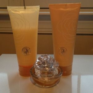 RESERVED Reese Witherspoon perfume set!