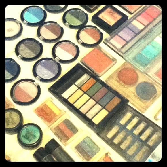 Huge Used & New Make up Bundle!