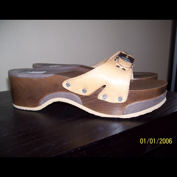 Like new Dr. Scholl's sandles