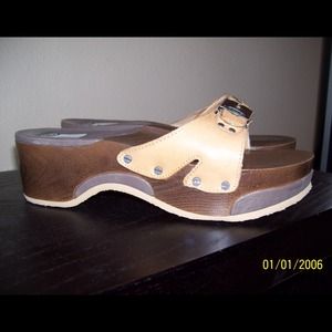 Like new Dr. Scholl's sandles