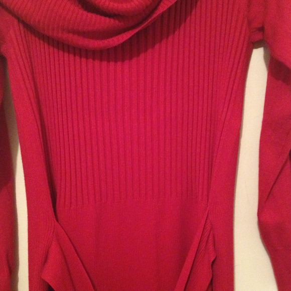 JUST REDUCED Plus size sexy Red dress - Picture 3 of 4