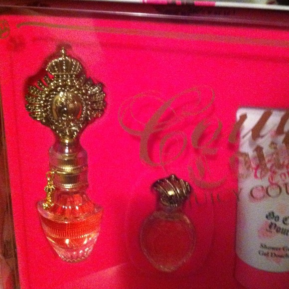 Sold in s bundle to @cgmartin_2009 - Picture 2 of 3