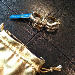 2 Finger Snake Ring - Gold Accent w/ Crystal Eyes