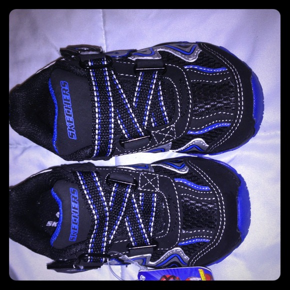 ⭕SOLD⭕Toddler sketchers for boys