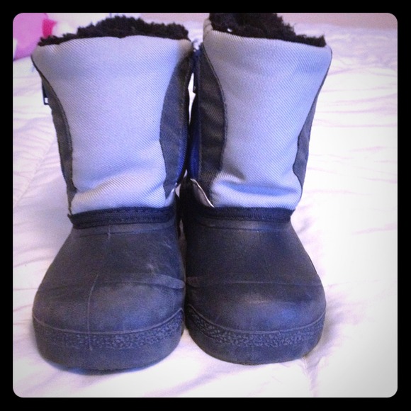 Toddler snow boots