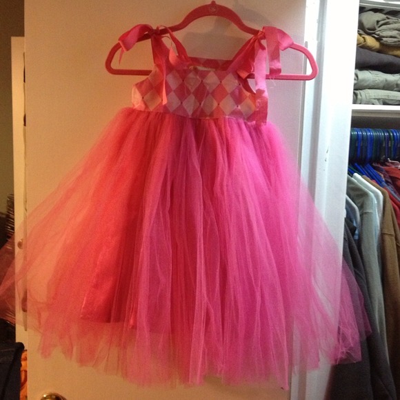 SOLD!! Adorable Girls Party Dress!