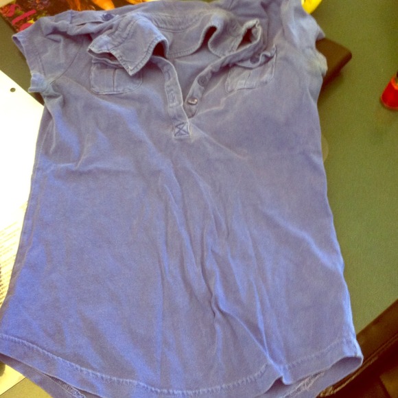 Short sleeved blue shirt with collar