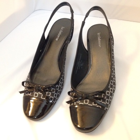 Sling back kitten heels
