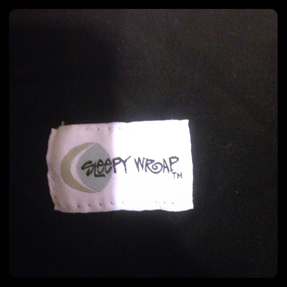 Sleepy wrap in black for baby