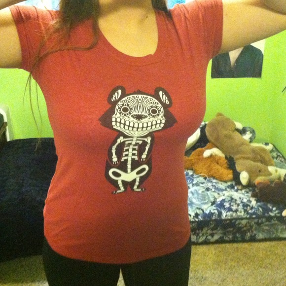 T-shirt - Picture 2 of 3