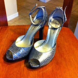 Beautiful gray shoes.