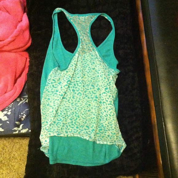 Tank top - Picture 3 of 3