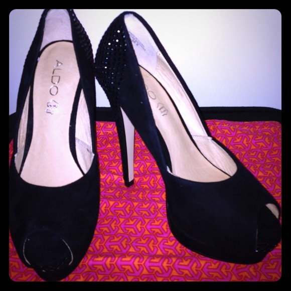 ⬇REDUCED⬇ALDO  Eilers Peep-toe Platform Pump