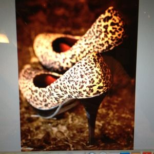 Sz 9.5 suede leopard 4" platform  heels