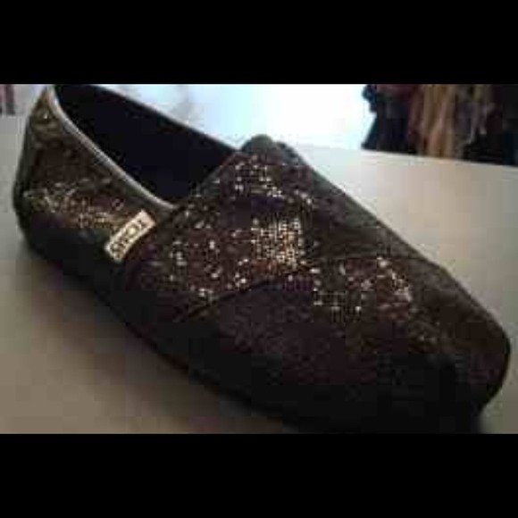 Beautiful?!?! Toms