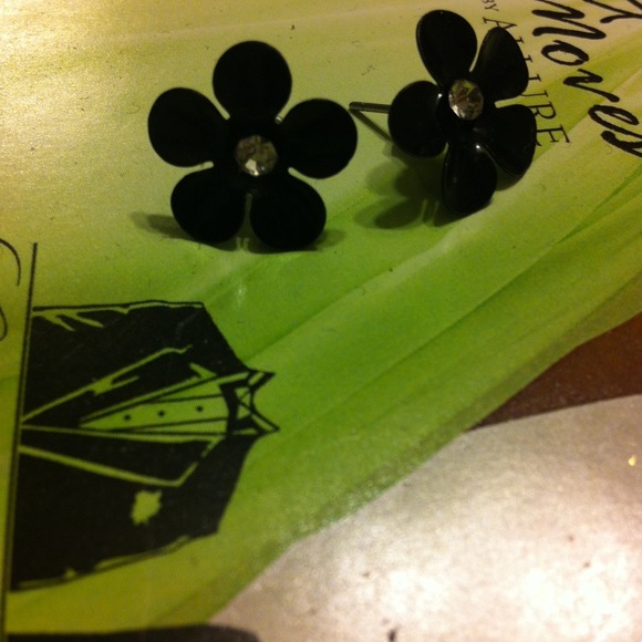 Lovely flower earrings